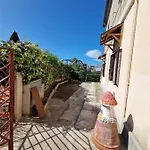 Per Chi Ama Gustare Il Caffe In Terrazzo Apartament *