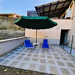 Per Chi Ama Gustare Il Caffe In Terrazzo