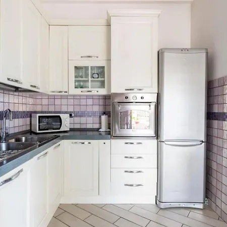 Per Chi Ama Gustare Il Caffe In Terrazzo Apartment